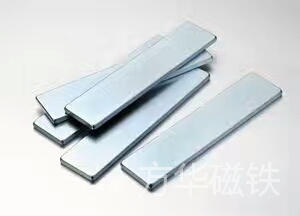 长方形磁铁